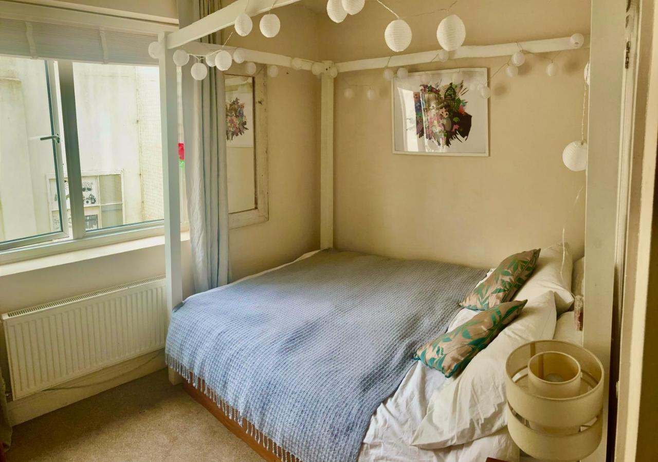 Little Brighton Beach Apartments - Also Separate Spa Cabin And Watersports Exterior foto