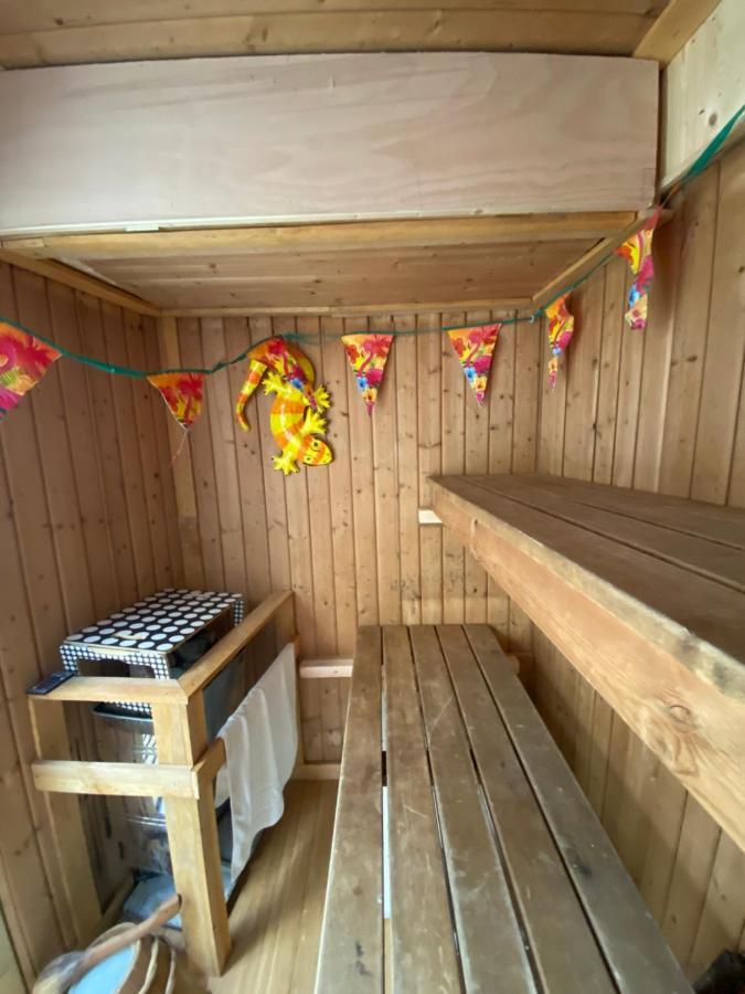 Little Brighton Beach Apartments - Also Separate Spa Cabin And Watersports Exterior foto
